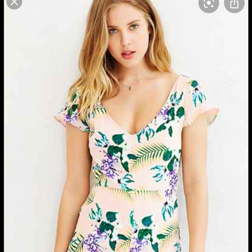 For love and lemons floral romper